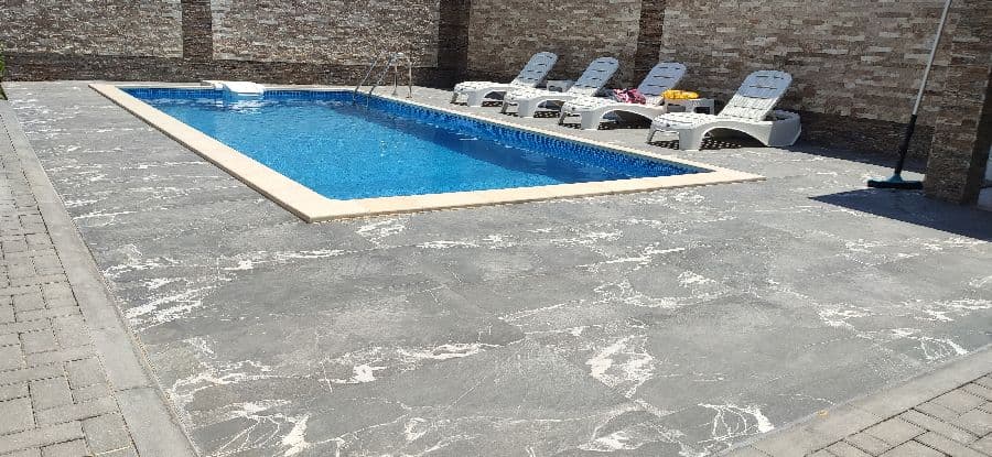 pool300